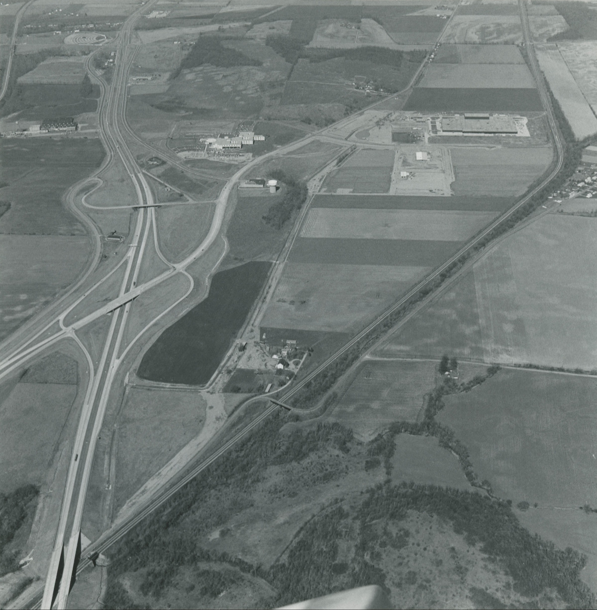 AERIAL VIEW OF THE CHILLICOTHE HOSPITAL AREA, ROUTES 23 & 159